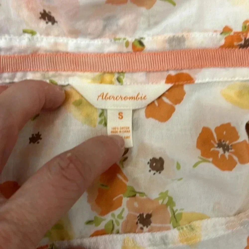 Abercrombie & Fitch Floral Top - Picture 4 of 4